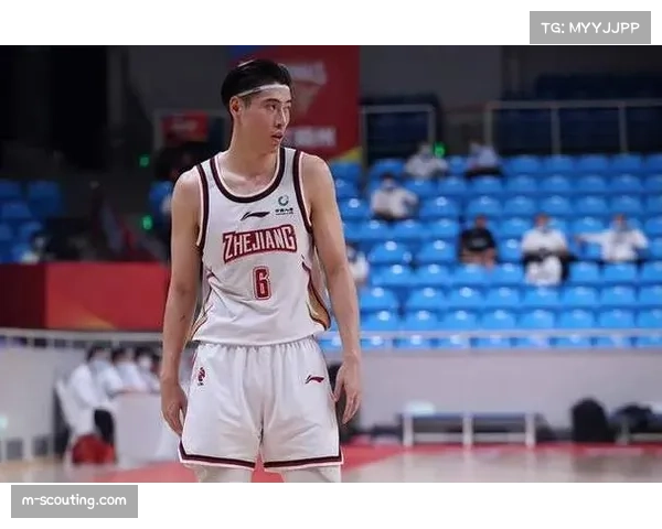 程帅澎场均14.8分进步显著 浙江后卫关键时刻担当提升